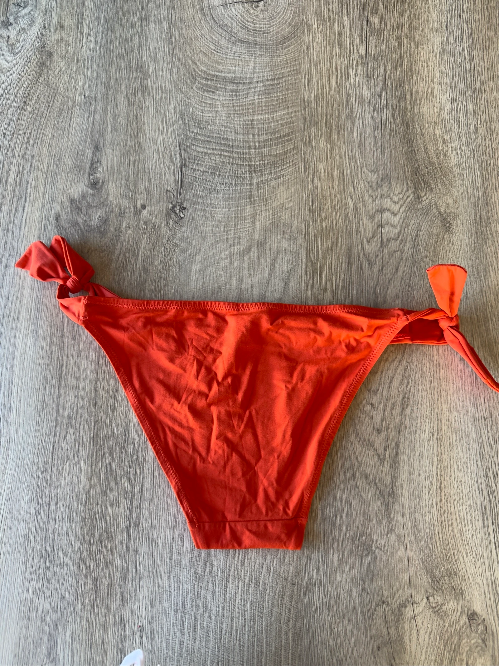 Calça de biquíni Etam vermelha – Tamanho P – Nós nas laterais – photo 2